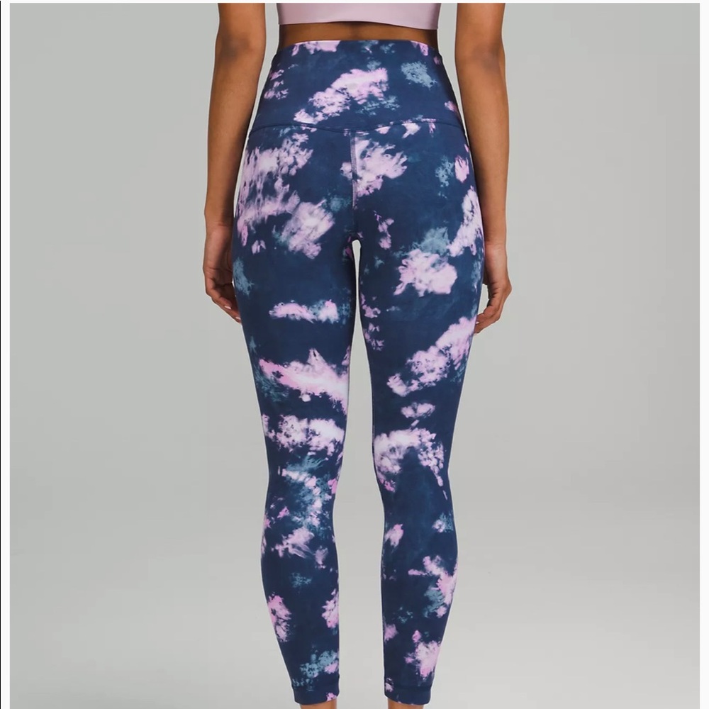 Align 25” high waisted leggings with pockets